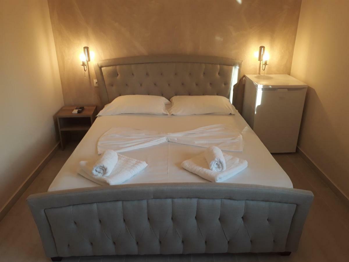 Oneiro Zois Apartment พริโนส ภายนอก รูปภาพ